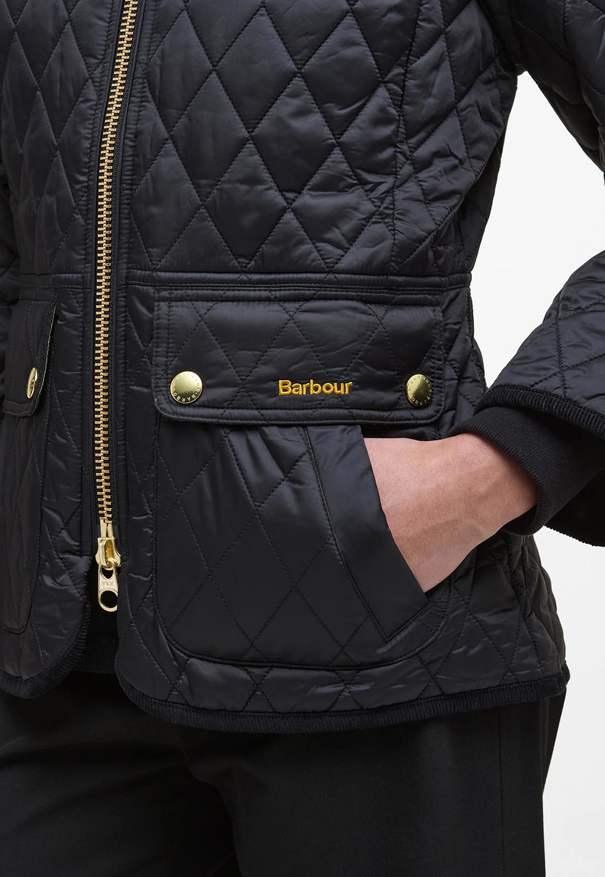Fitted Beadnell Quilted Jacket - Black/Classic
