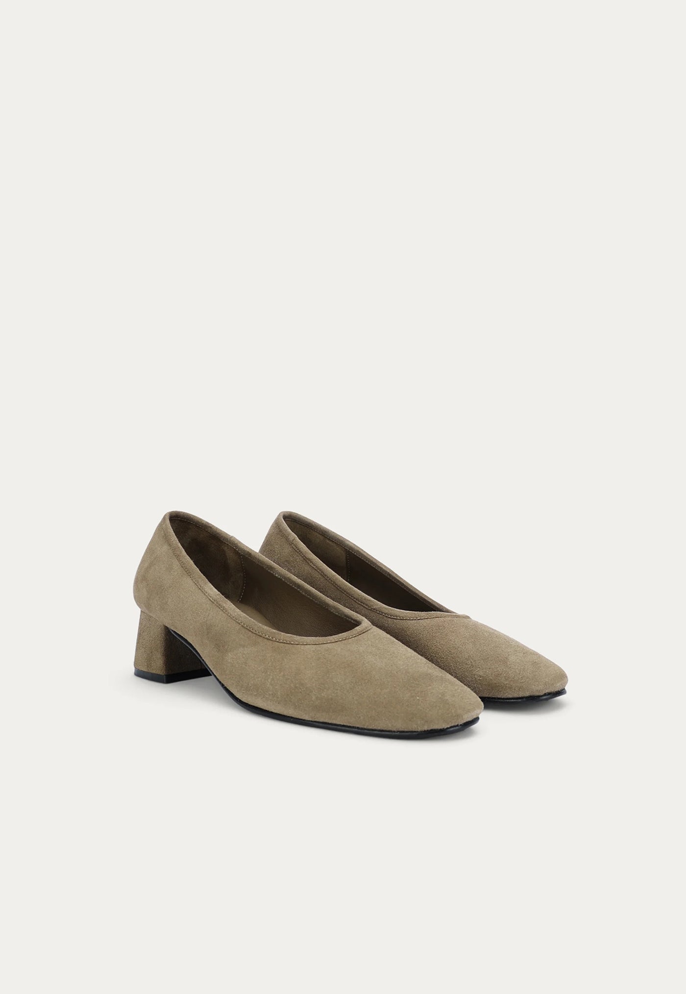 Cinch Pump - Dune Suede