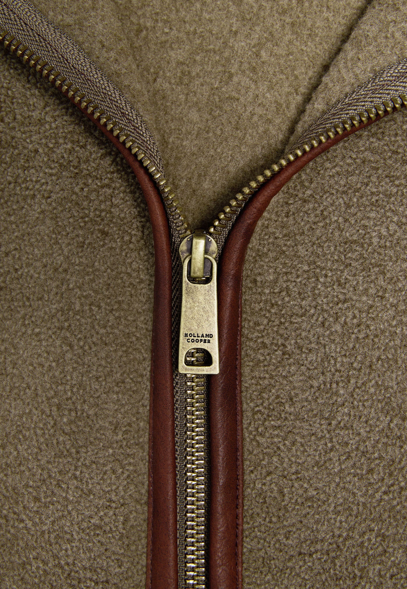 Men's Country Fleece Gilet - Dusty Khaki