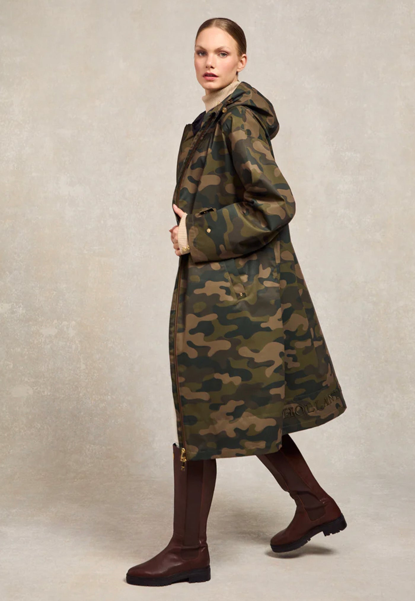 One-Size Lightweight Waterproof Coat - Camo