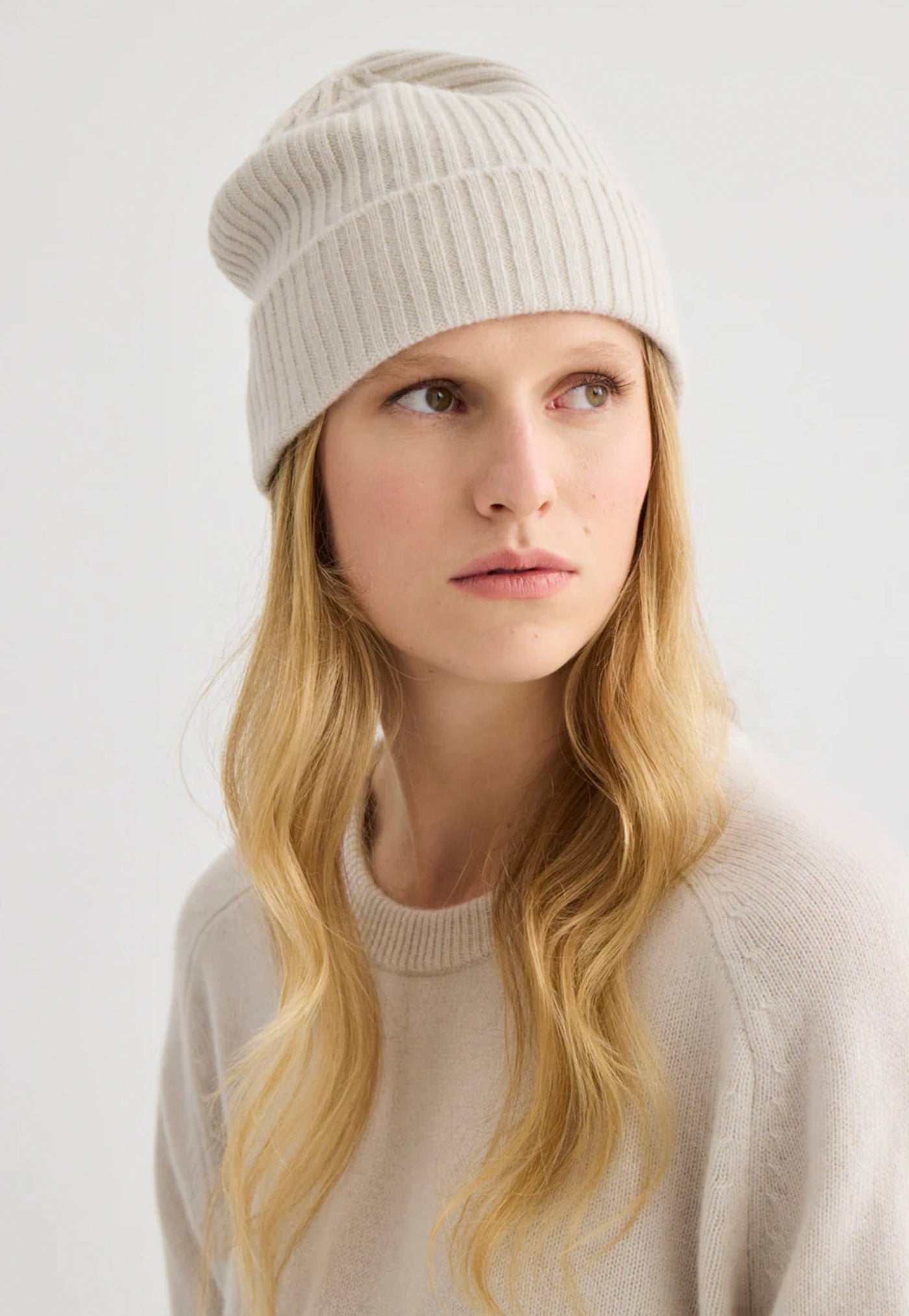 Cashmere Beanie - Oyster