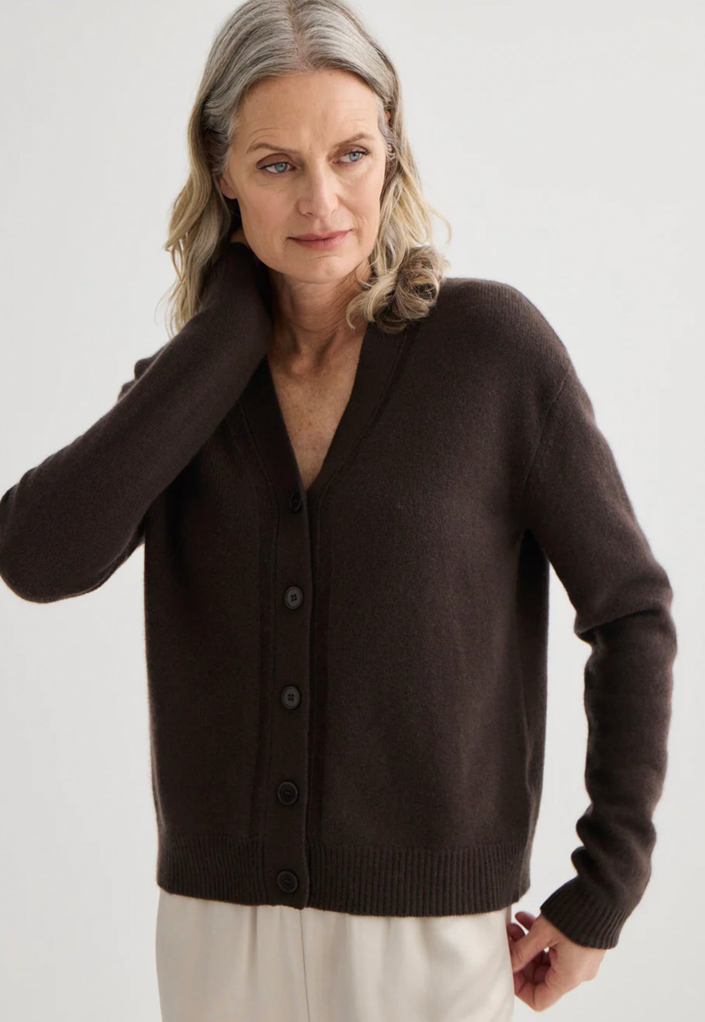 Cashmere V-Neck Cardigan - Bitter Chocolate