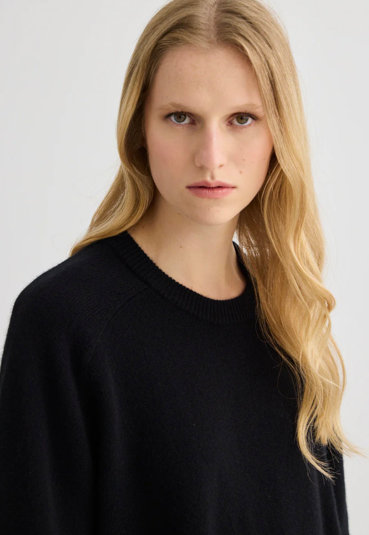 Cashmere Oversized Crewneck - Black