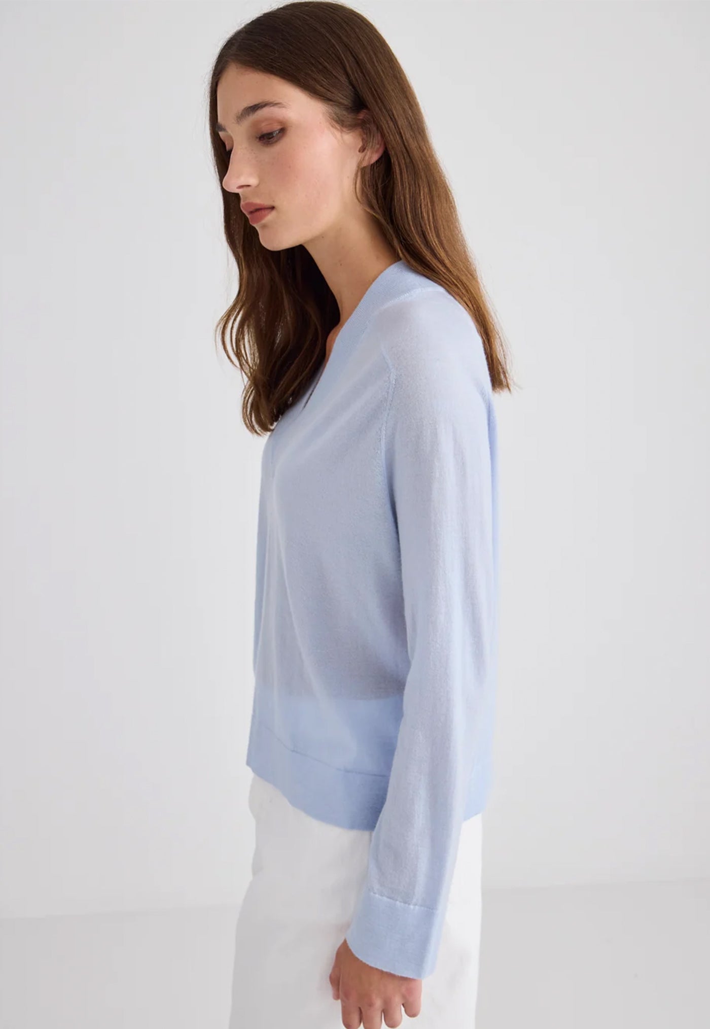 Featherlight Cashmere V-Neck - Pale Blue
