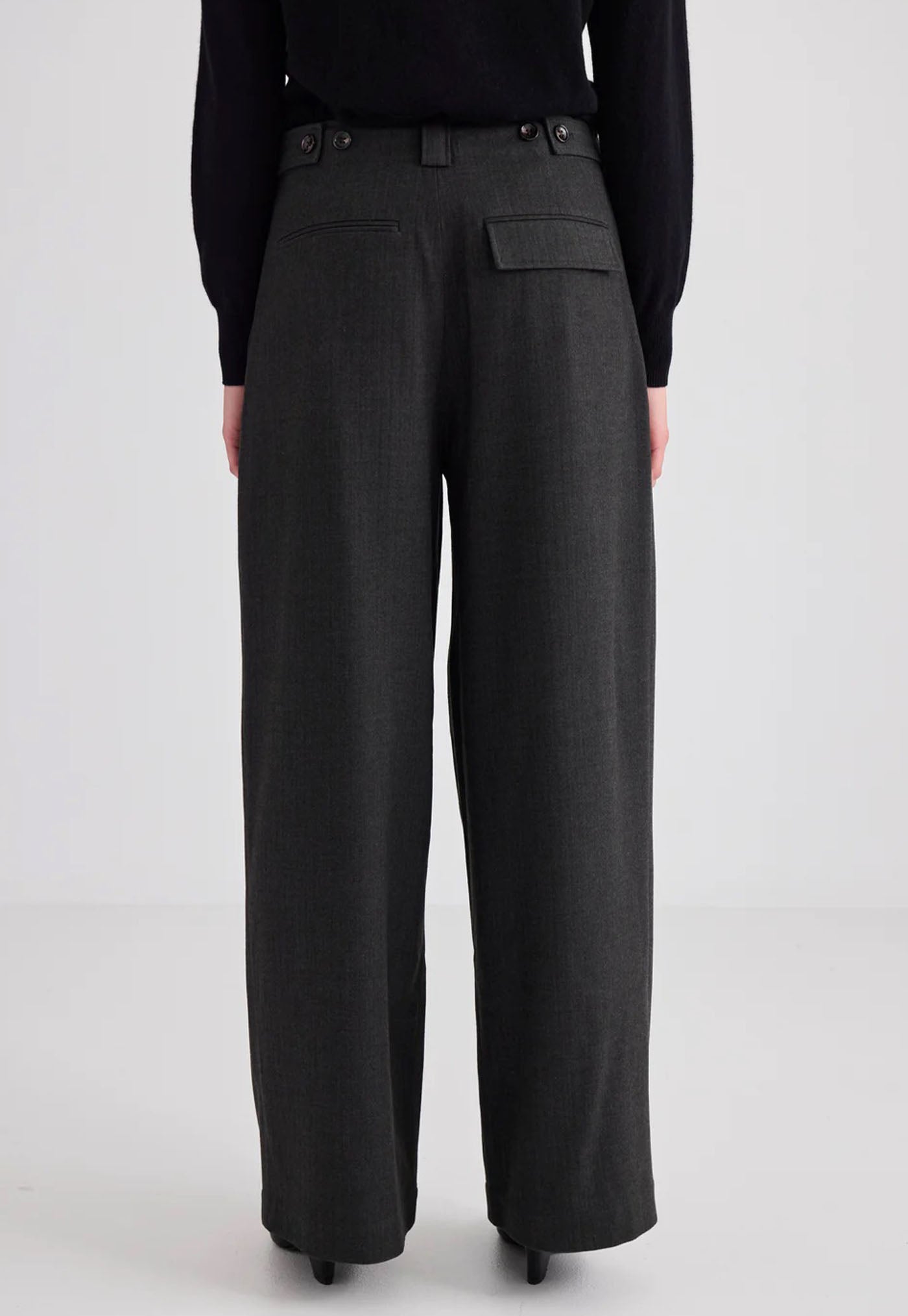 Wide Leg Pleat Front Trouser - Graphite