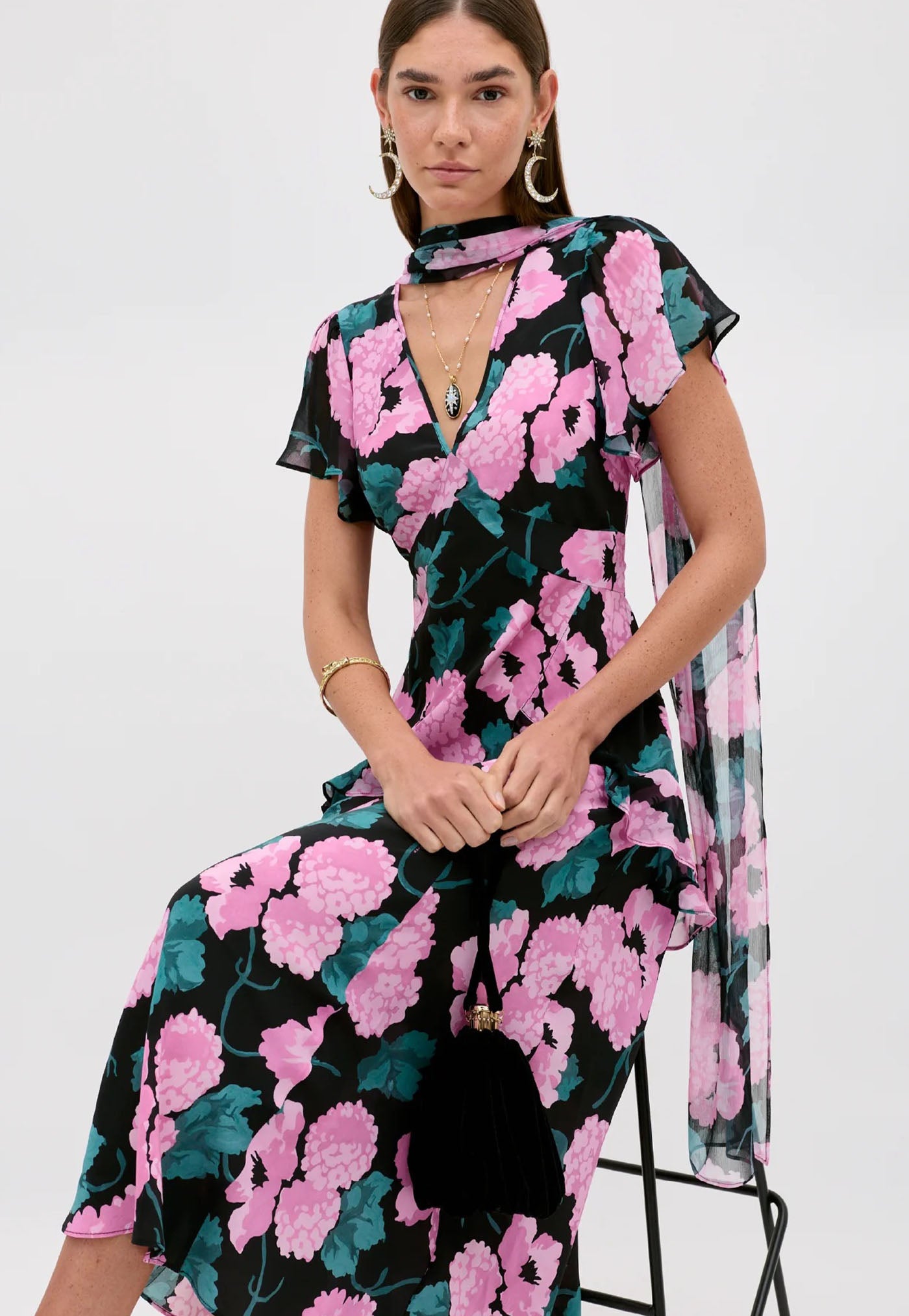 Evie Dress - Hydrangea Floral Black