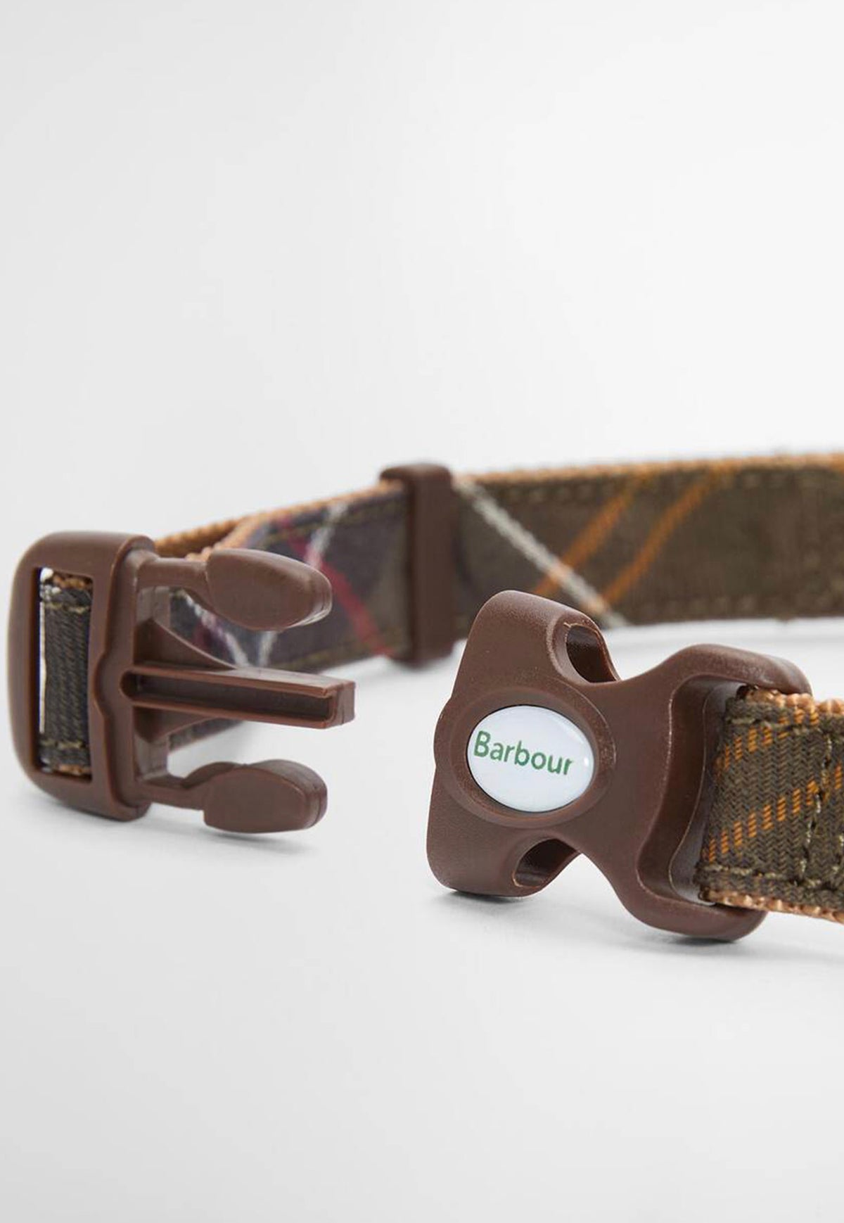 Barbour Tartan & Webbing Dog Collar featuring signature tartan fabric, durable webbing and branded clip fastening.