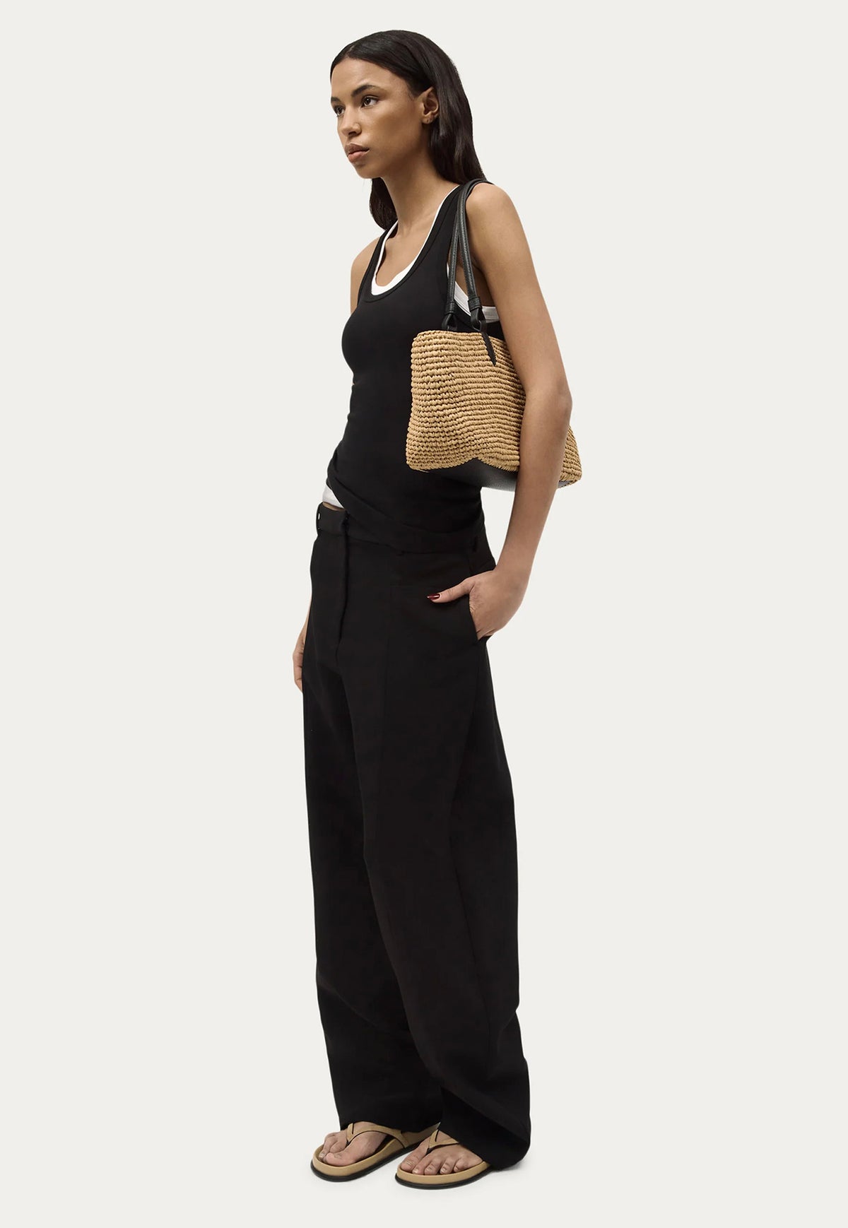Medium Bandit Tote - Natural Raffia/Black