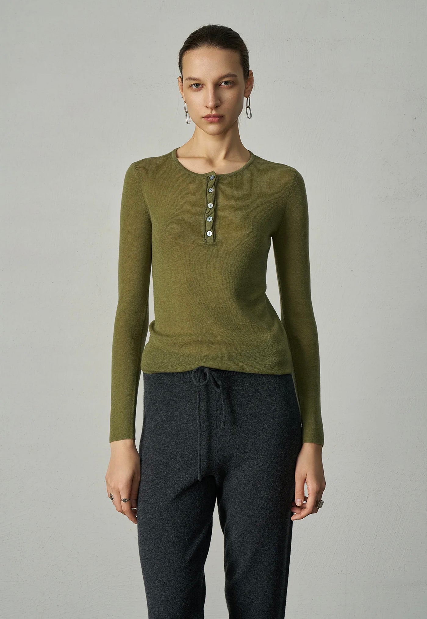 910 Sheerness Placket Top - Aloe