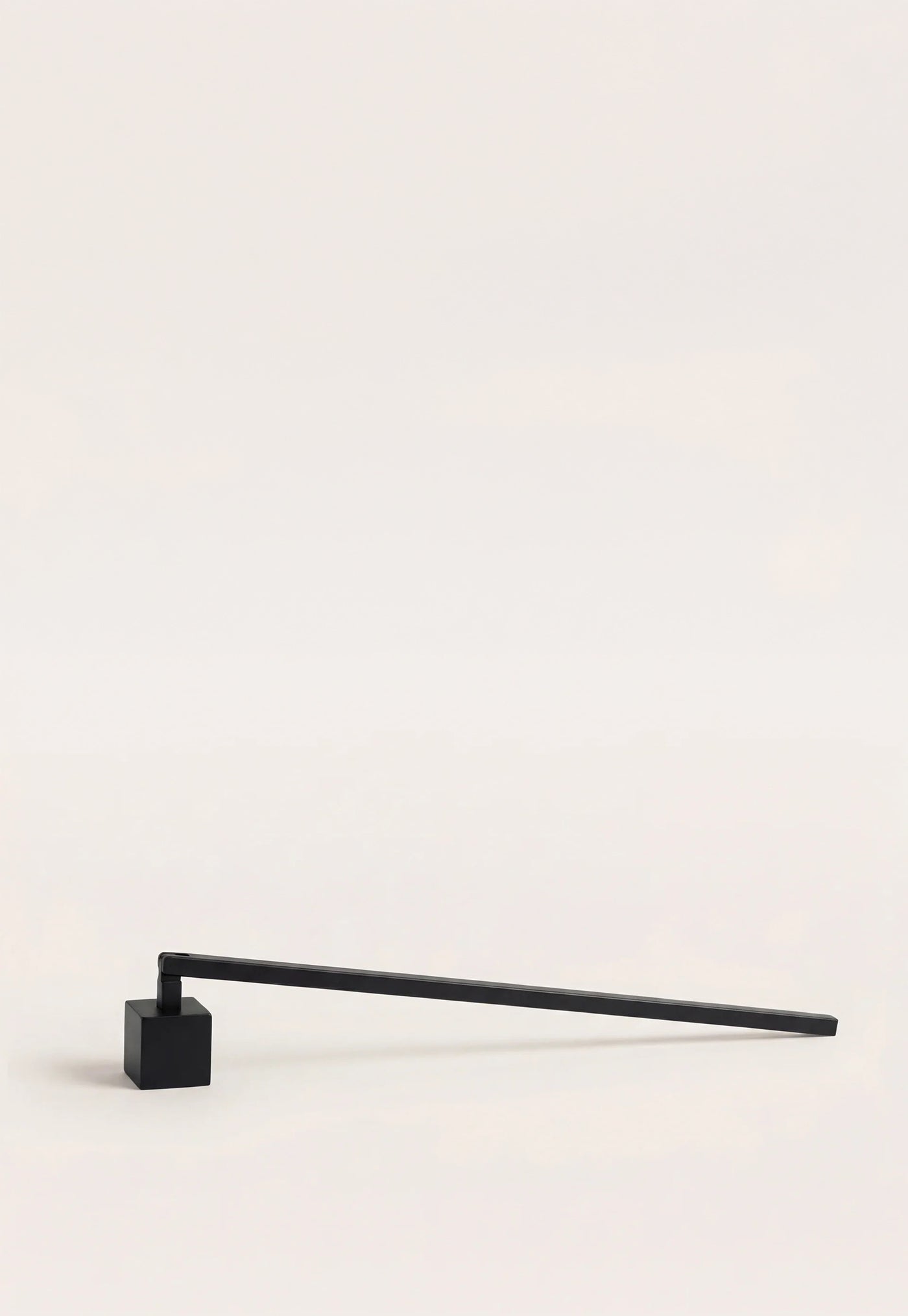 Snuffer Black