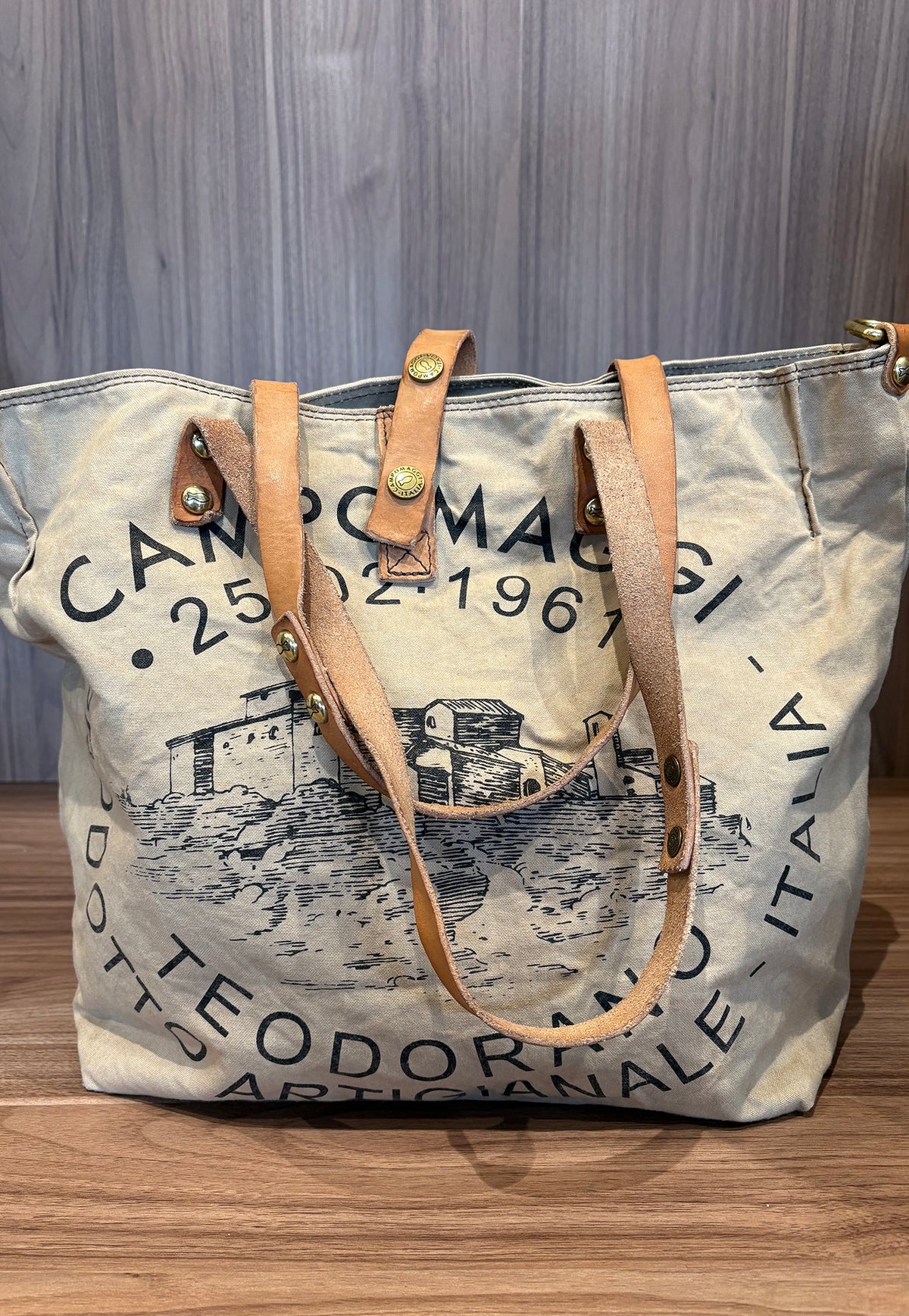 Teodorano Shopping Bag - Beige/Hazelnut