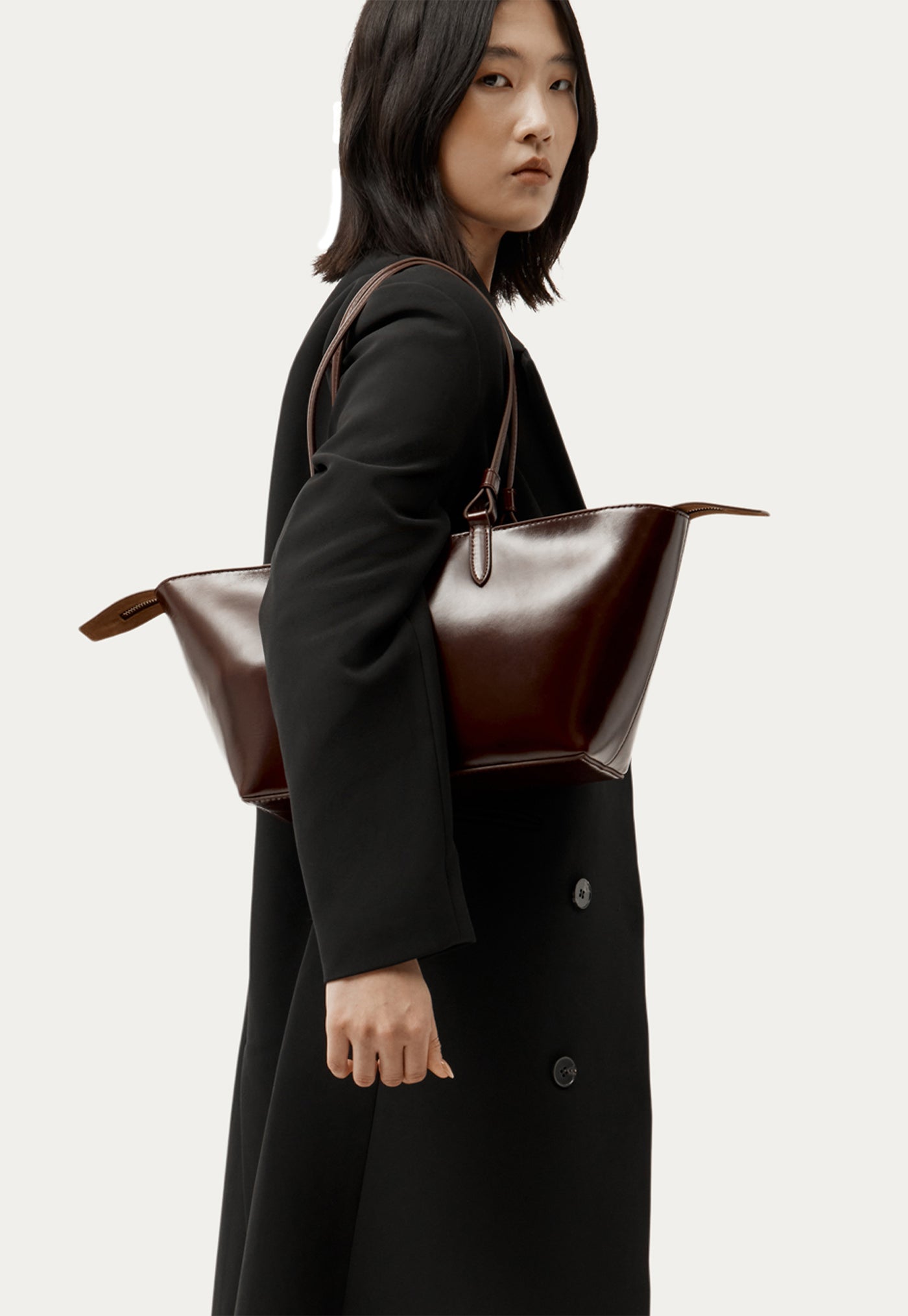 Medium Bandit Tote - Dark Cherry Gloss