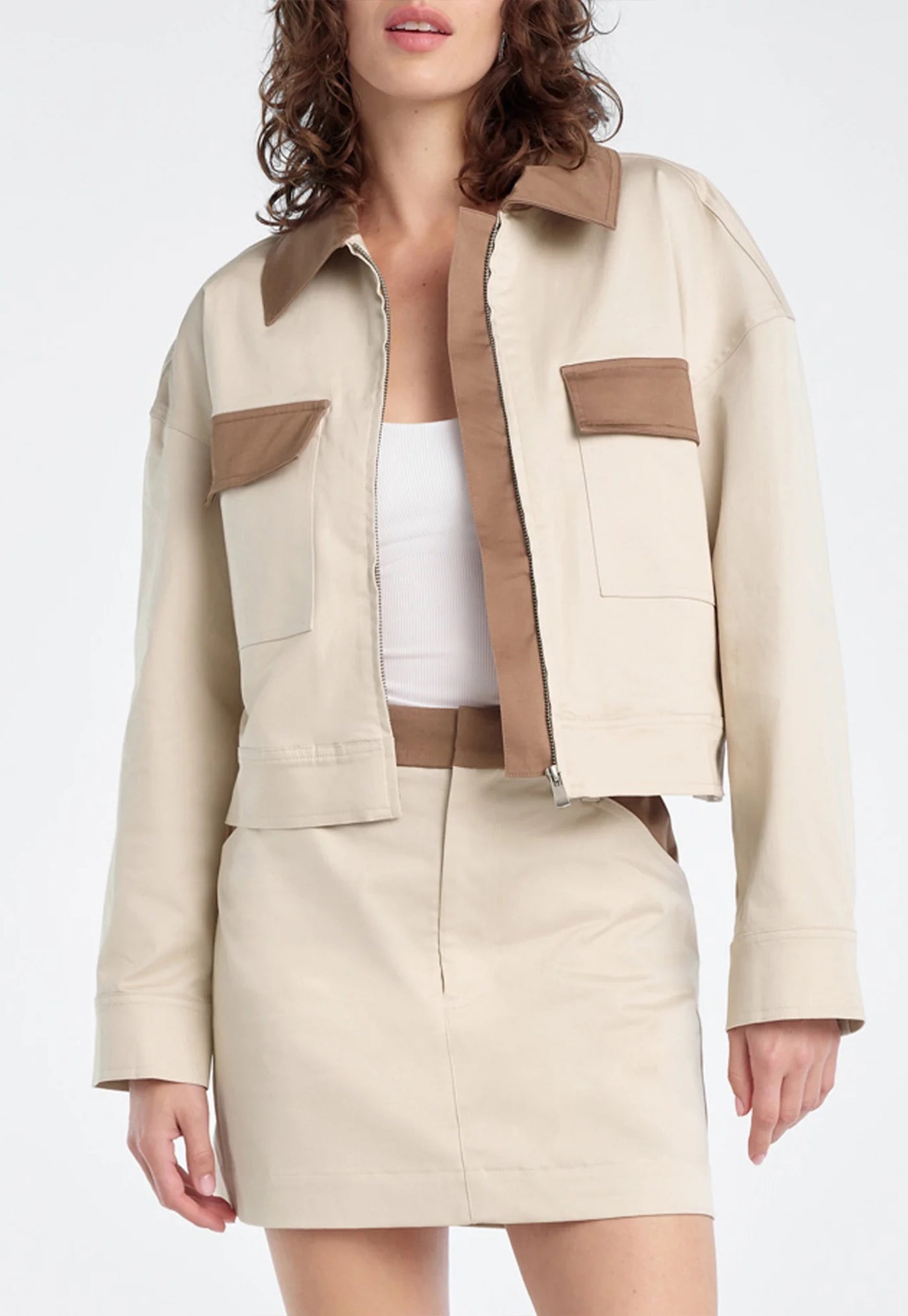 The Monica Jacket - Beige w/ Khaki Contrast