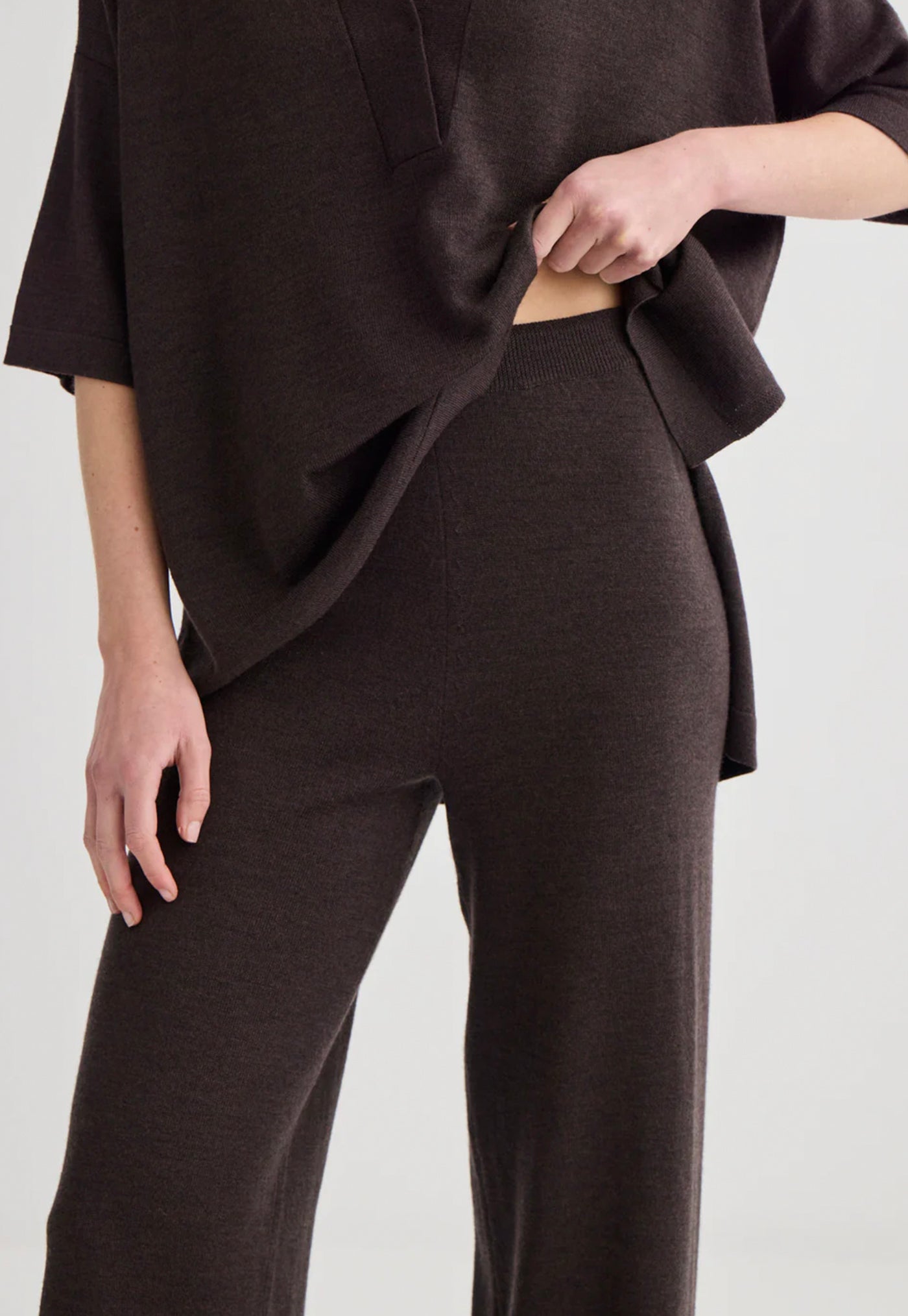 Wide Leg Merino Knit Pant - Truffle