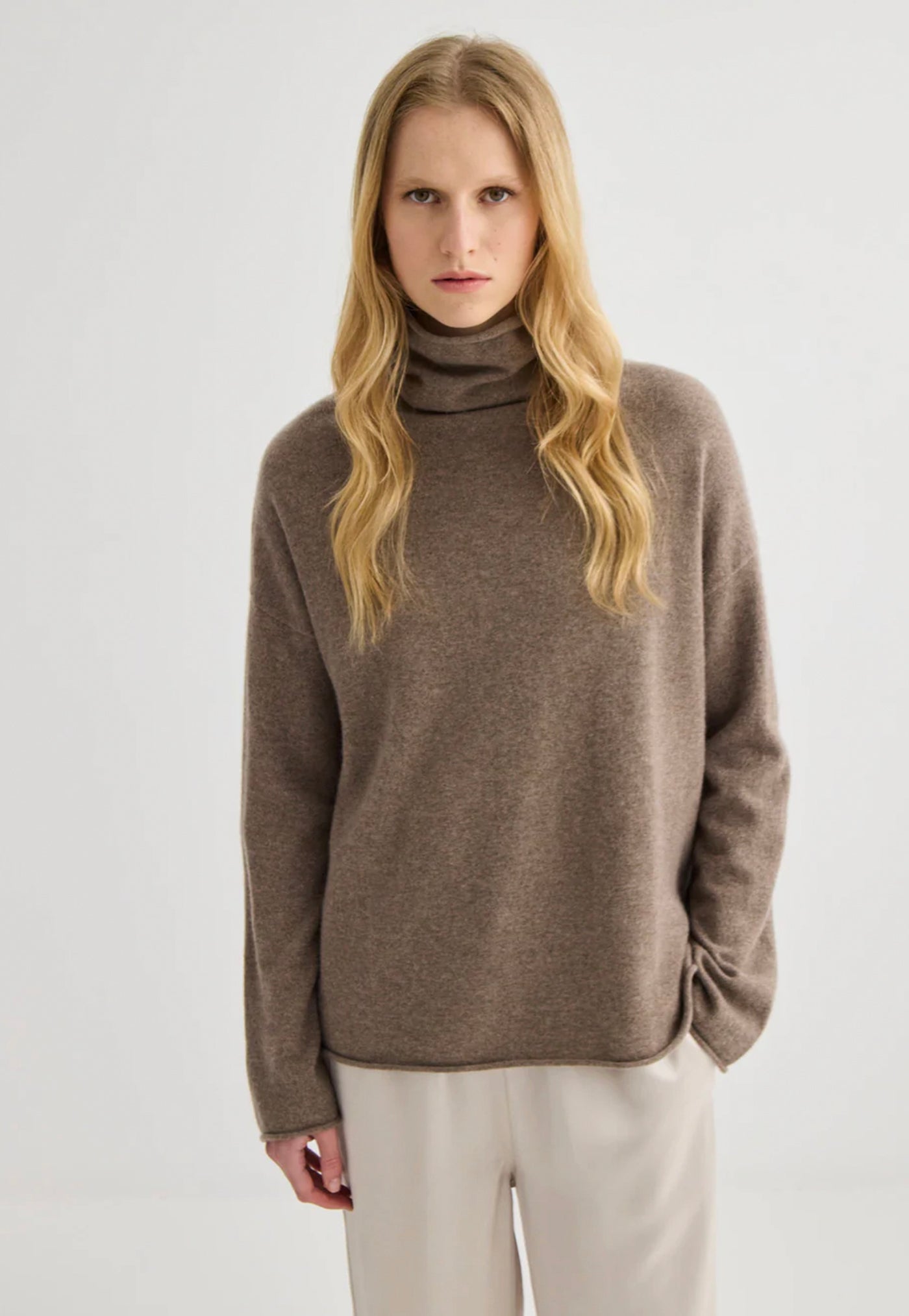 Mara Cashmere Funnel Neck - Cocoa Marle