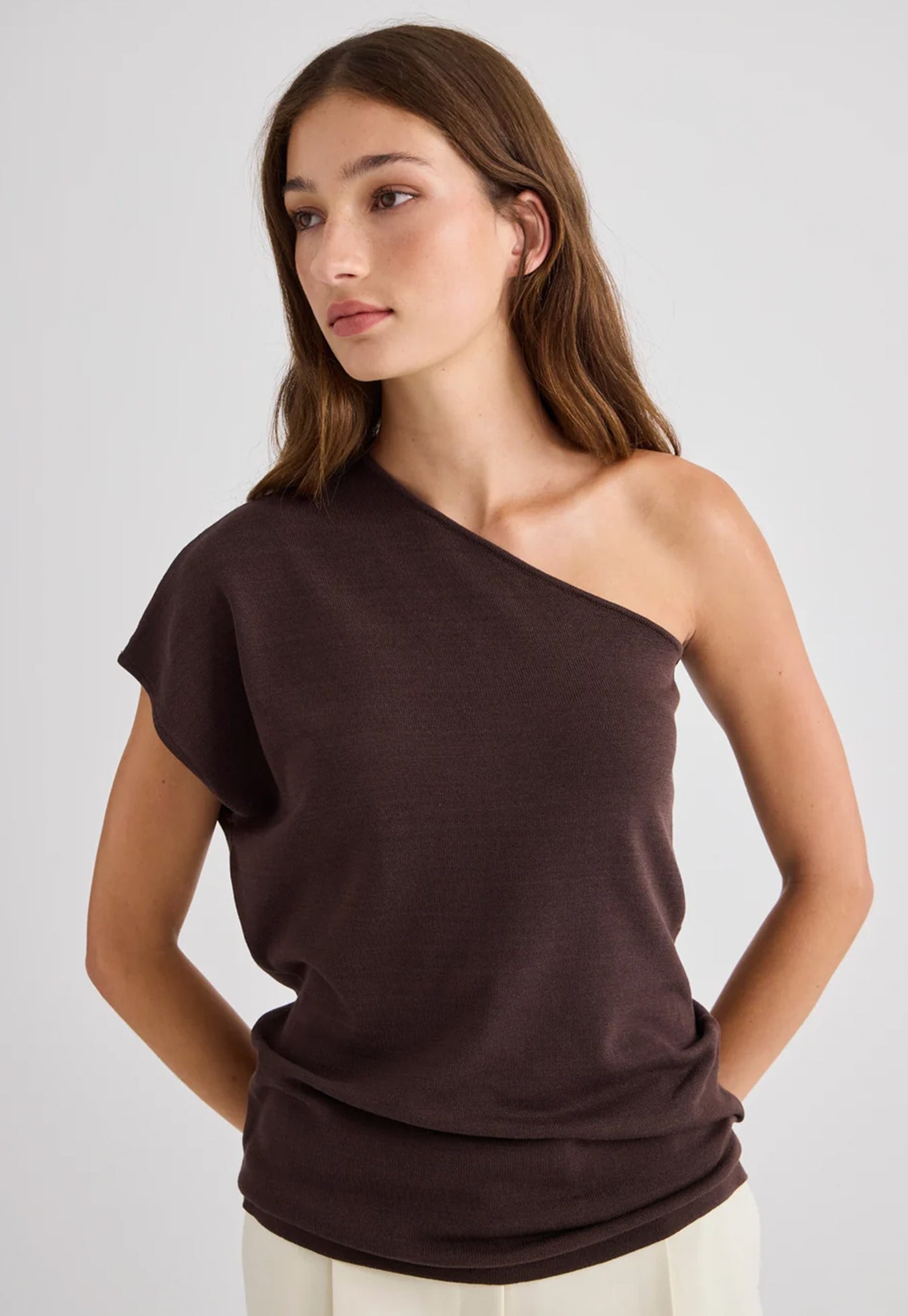 Signe One Shoulder Top - Chocolate
