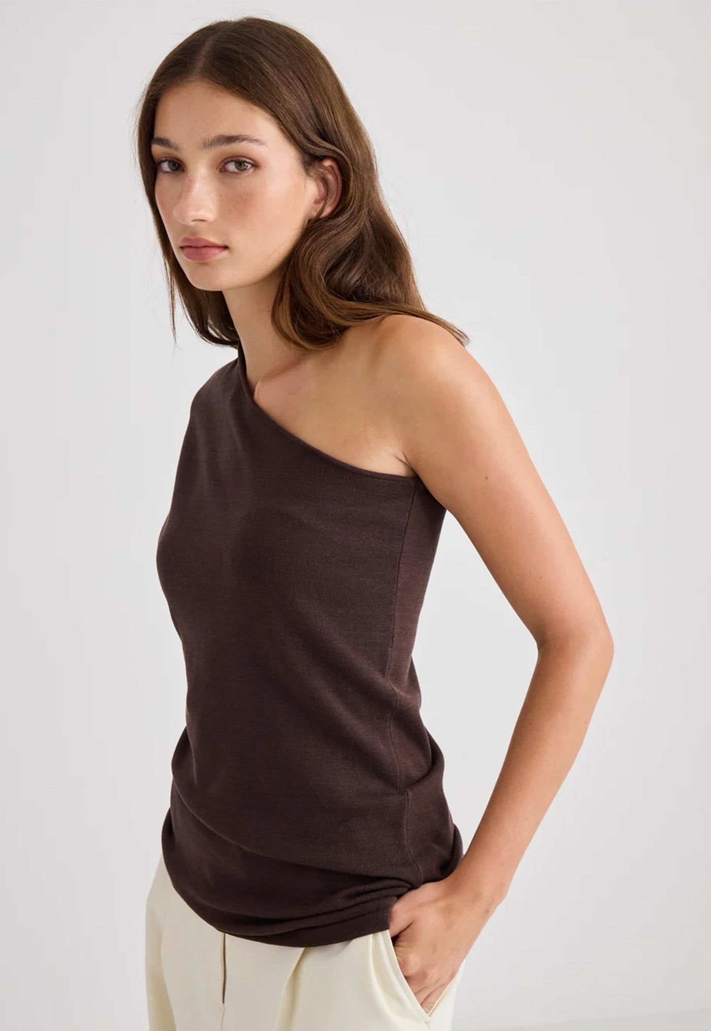 Signe One Shoulder Top - Chocolate