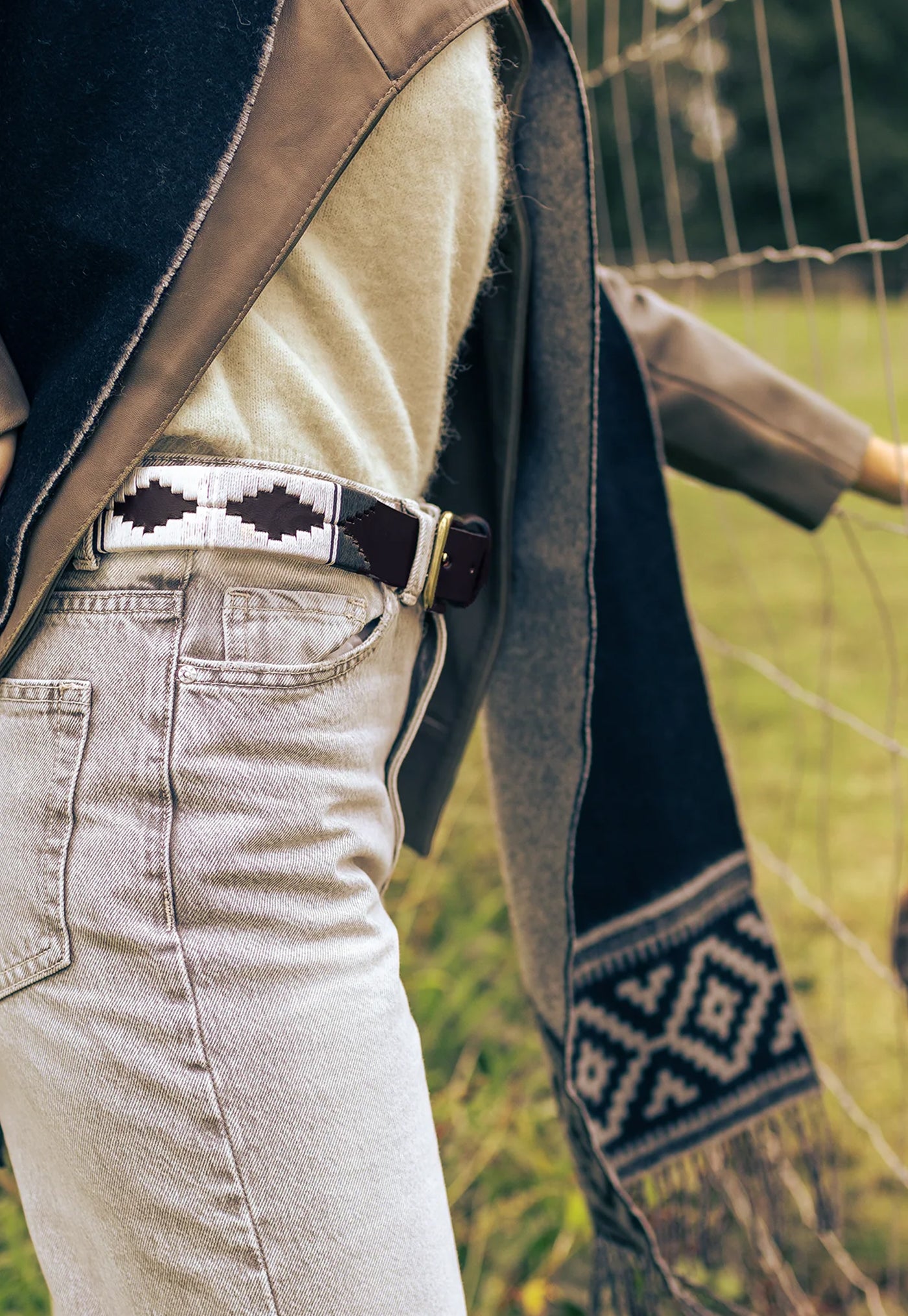 Azteca Wool Scarf - Grey
