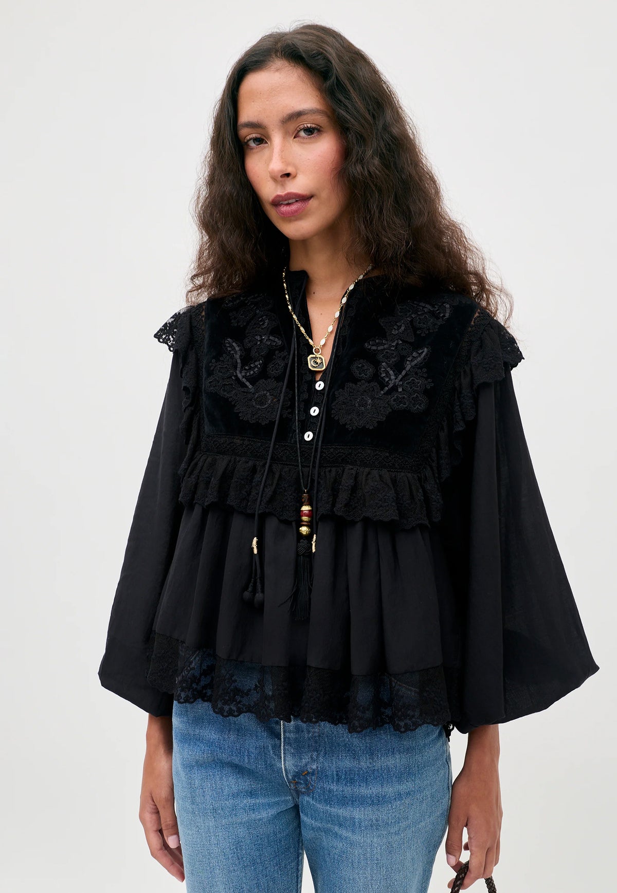 Diann Top - Lilly Embroidery Black
