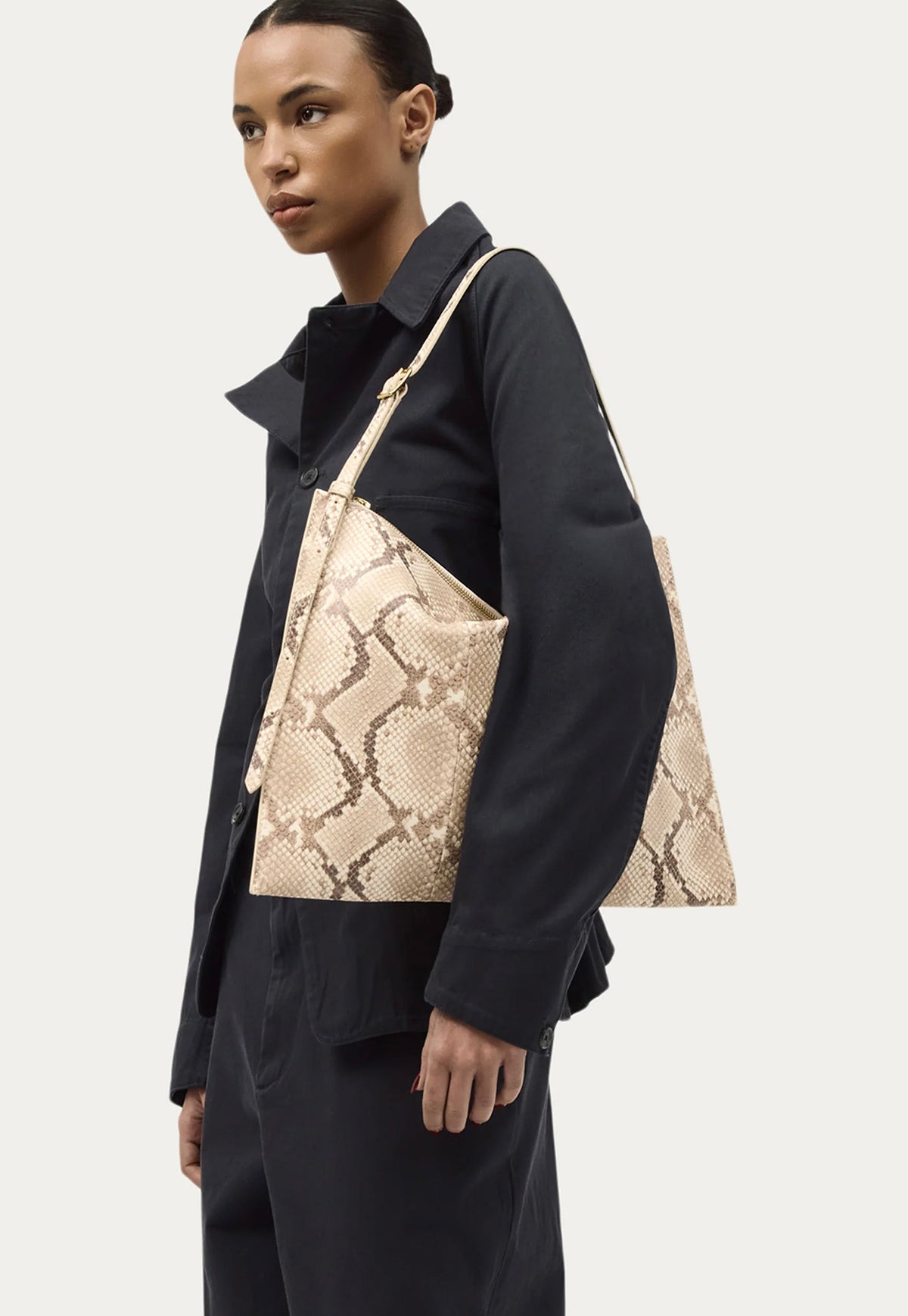 Chopalopagus Bag - Desert Python