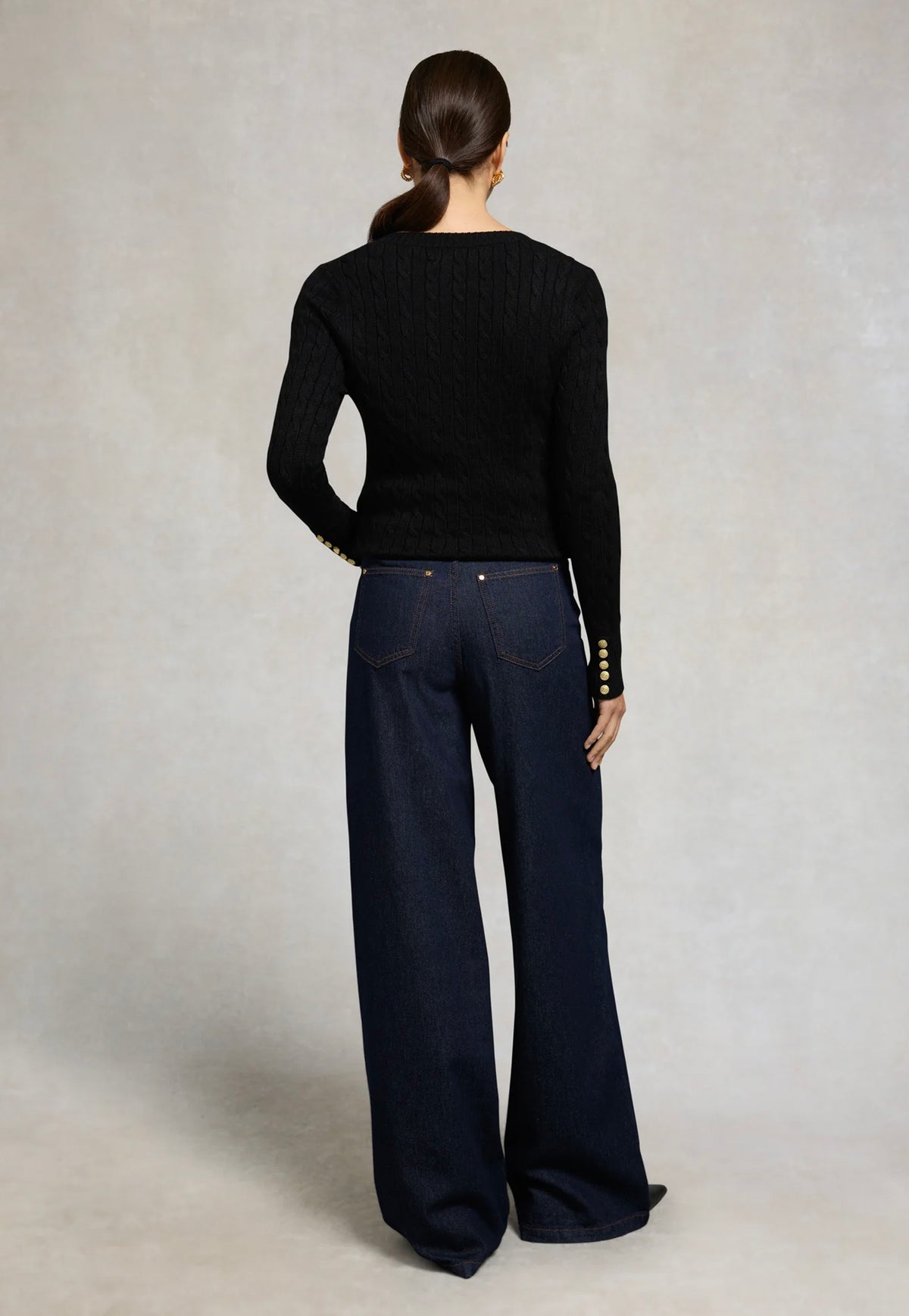 Seattle Cable V-Neck Knit - Black