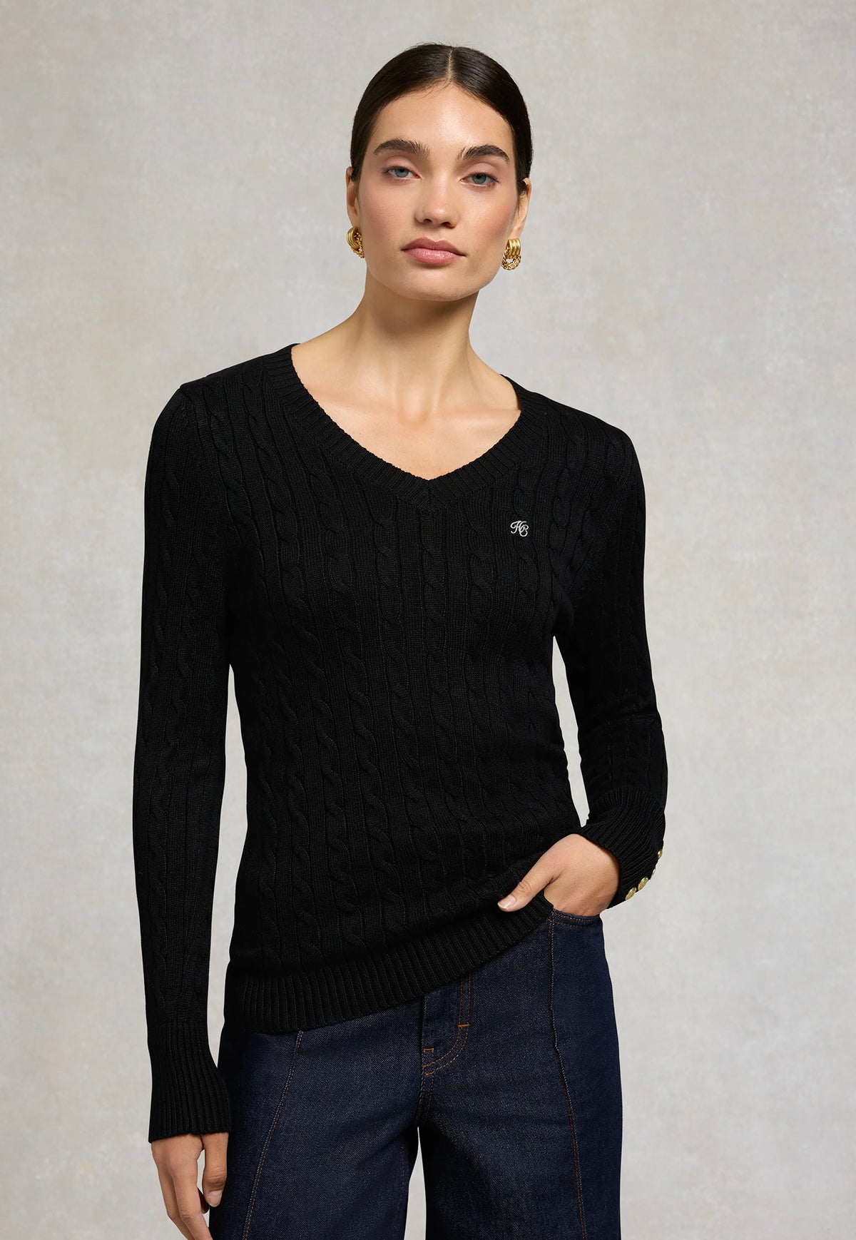 Seattle Cable V-Neck Knit - Black