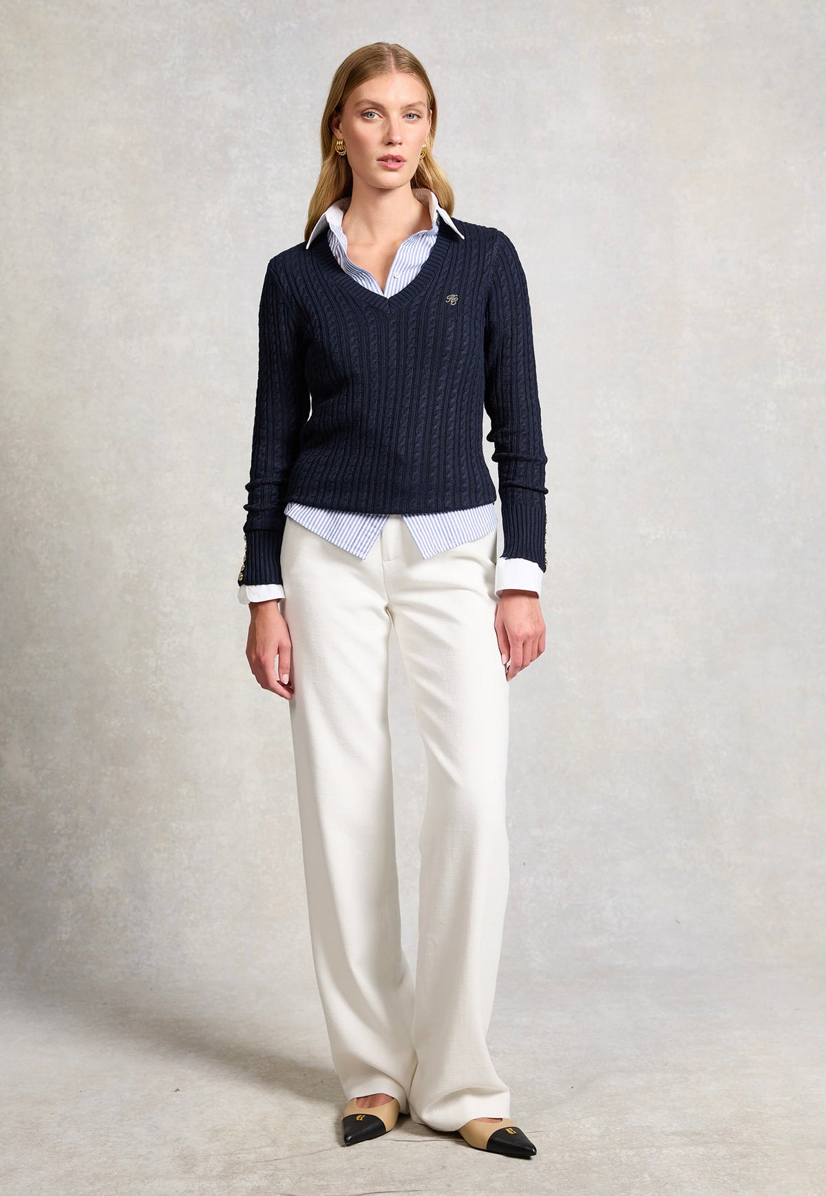 Seattle Cable V-Neck Knit - Ink Navy